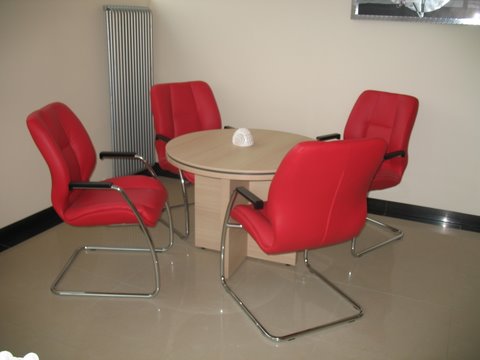   realizacja 2013 stolik gabinetowy i krzesła Formula