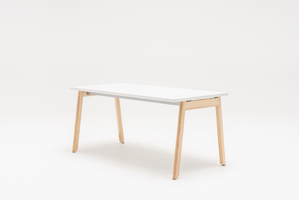ogi-a MDD — Partner Meble